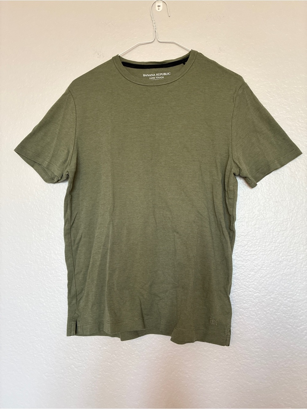 Banana Republic Crew Neck T-Shirt Luxe Touch Performance Tee Olive Green Size M